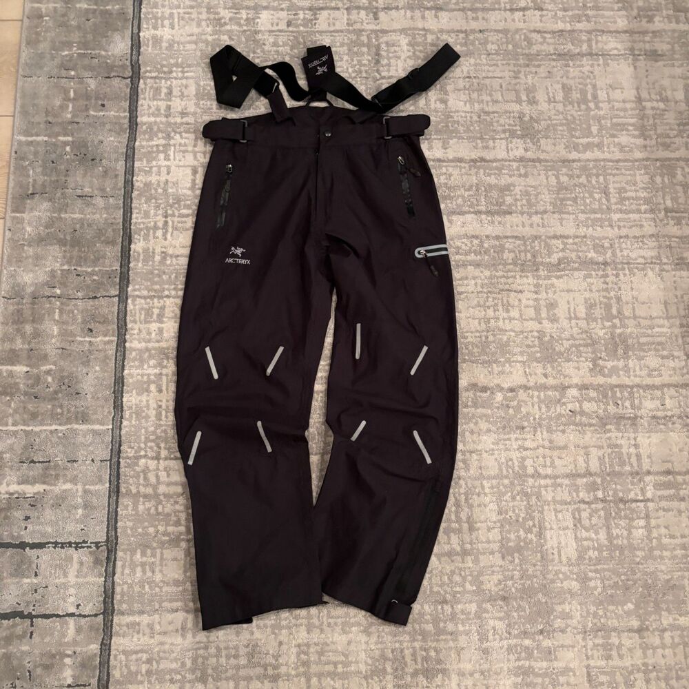 Arc'teryx Mens Medium Black Gore-Tex XCR Ski Bib Pants Suspended Shellwaterproof